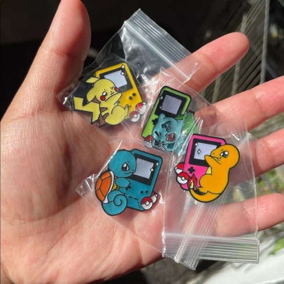 Pokemon Pins Lot of 4 - Picture 3 of 3